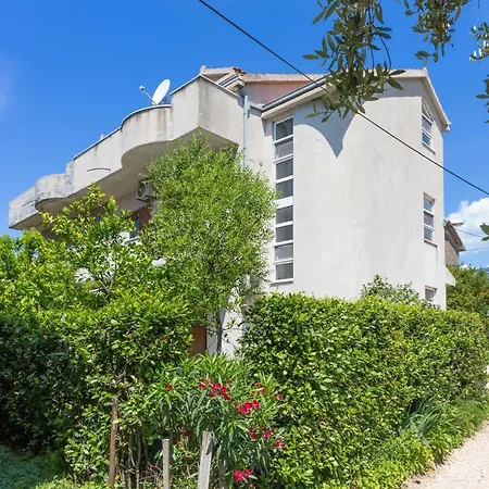 With Parking Space Kastel Stari, - 20999 *