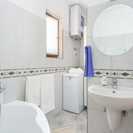 Lejlighed With Parking Space Kastel Stari, - 20999 *
